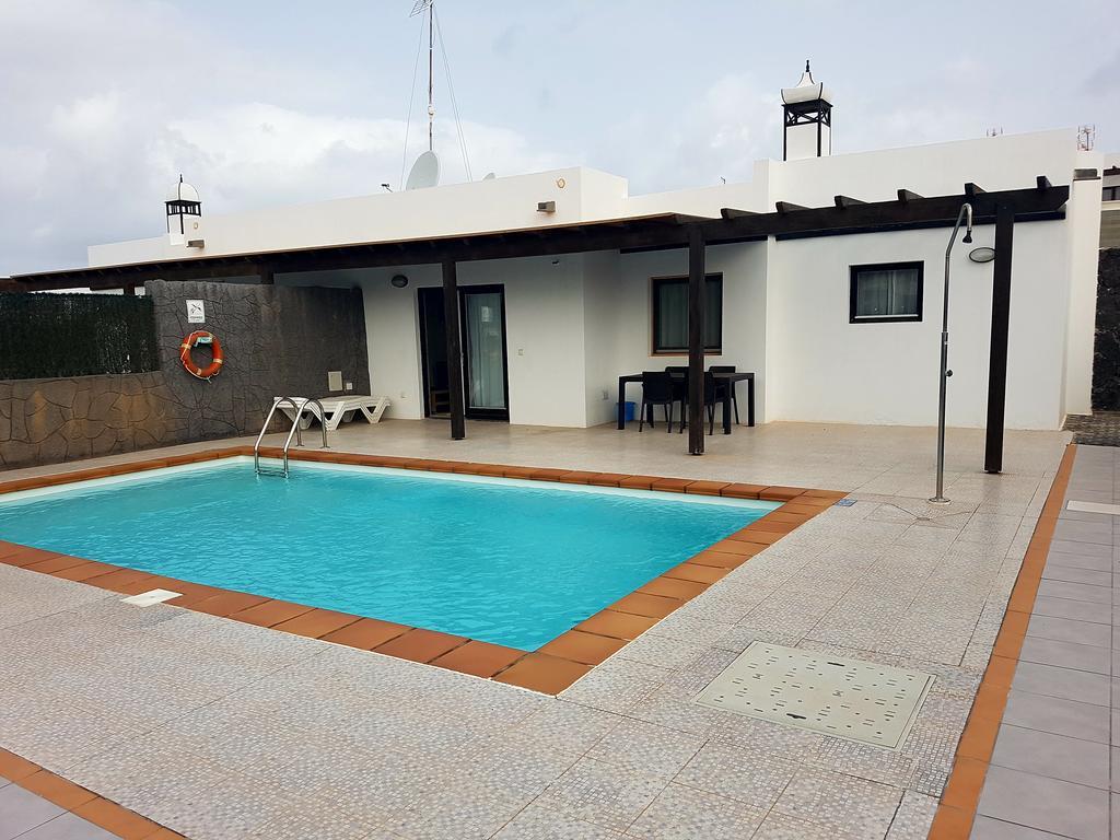 Villas Burgado Playa Blanca  Buitenkant foto